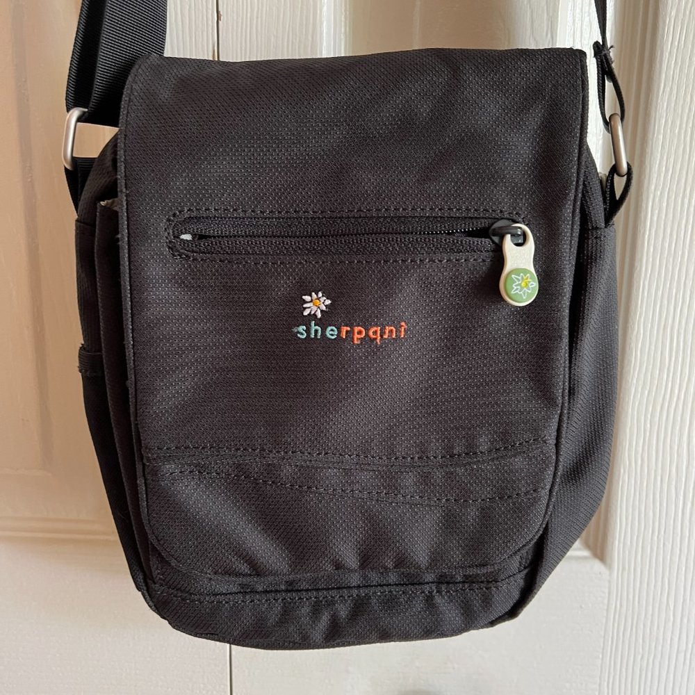 Vintage Sherpani Pic Crossbody Bag